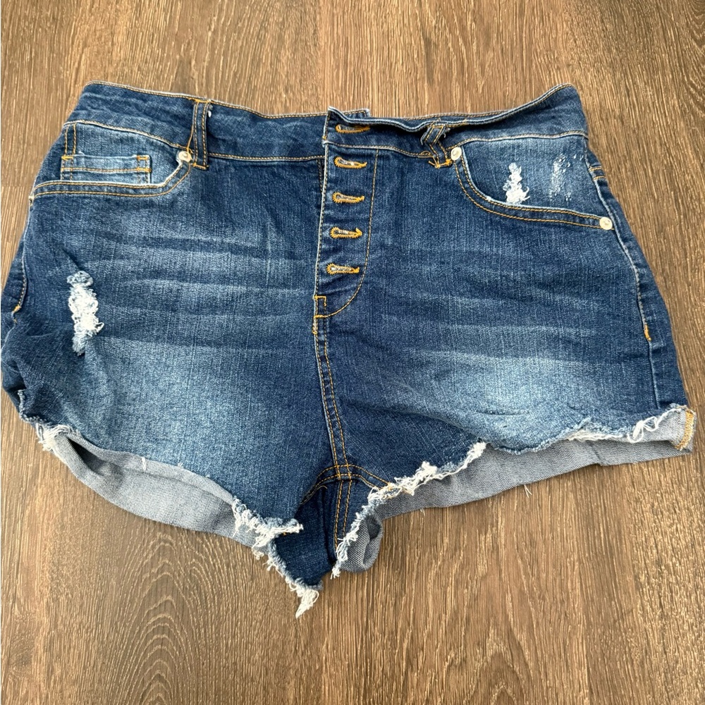 $ Clerance Sale $ Love Tree Denim High Waist Button Fly Raw Hem Shorts
